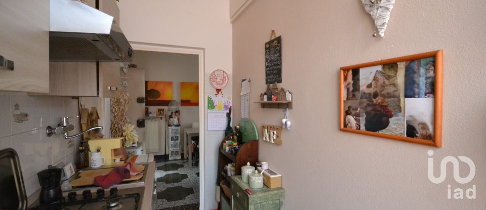 Trilocale di 65 m² a Genova (16164)