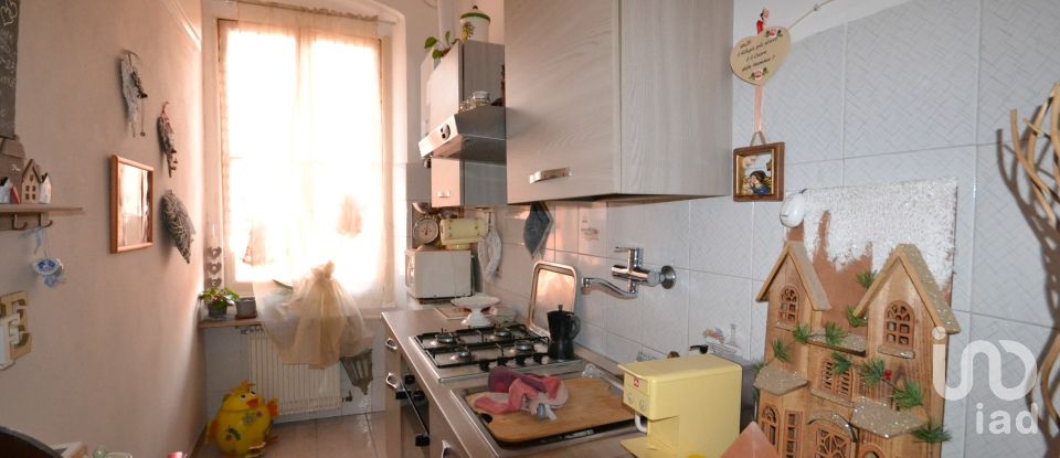 Trilocale di 65 m² a Genova (16164)