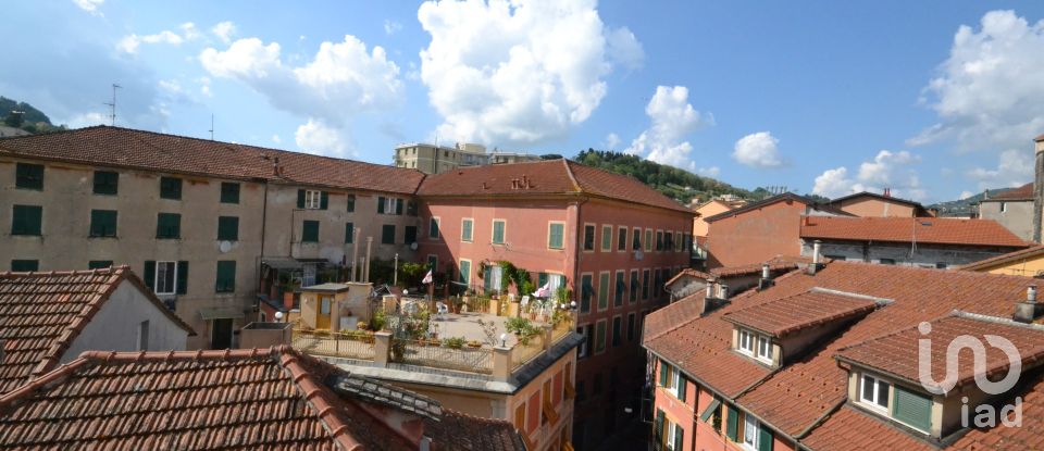 Trilocale di 65 m² a Genova (16164)