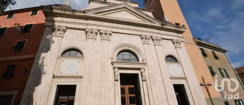 Trilocale di 65 m² a Genova (16164)