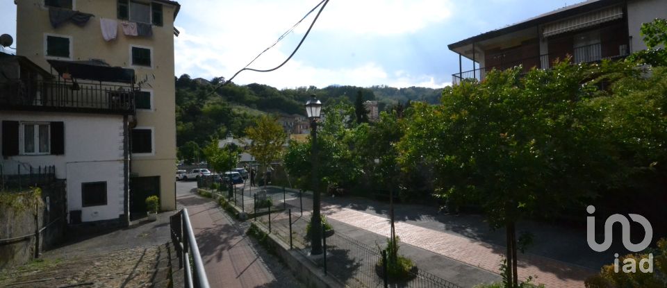 Trilocale di 65 m² a Genova (16164)