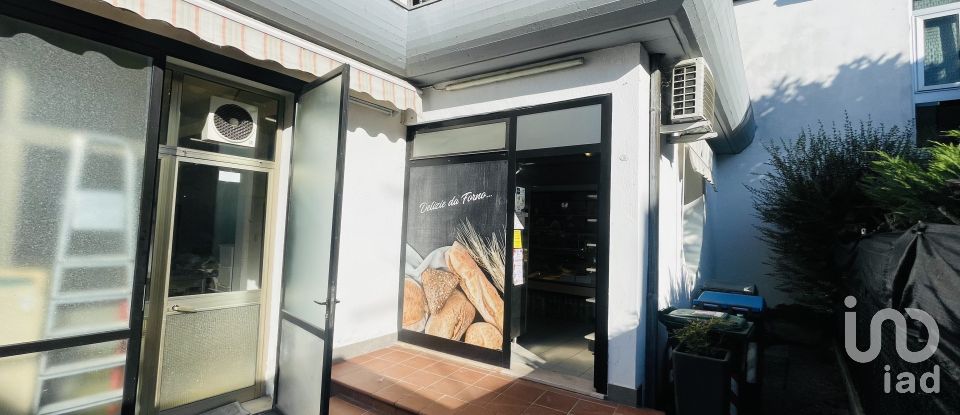 Negozio / locale commerciale di 101 m² in Stra (30039)