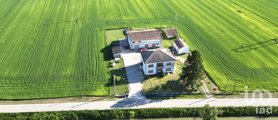 Four-room apartment of 100 m² in Voghiera (44019)