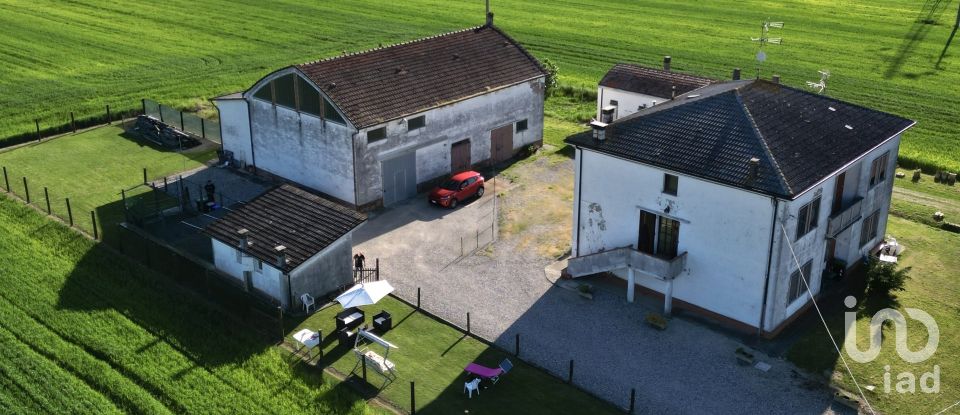 Four-room apartment of 100 m² in Voghiera (44019)