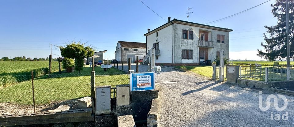 Four-room apartment of 100 m² in Voghiera (44019)