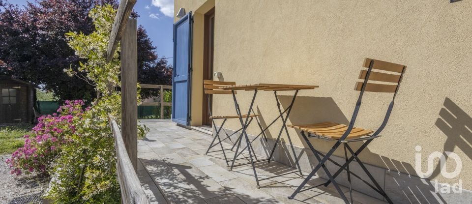 Casale 4 locali di 130 m² in Ancona (60129)