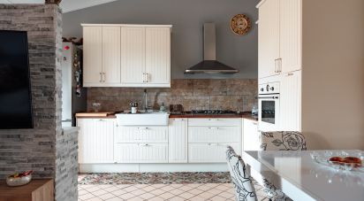 Appartamento 0 locali di 70 m² a Roma (00134)