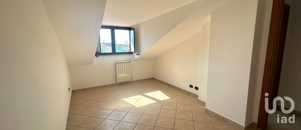 Loft 4 locali di 140 m² a San Nicola la Strada (81020)