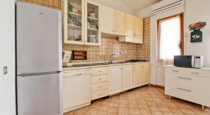 Casa indipendente 3 locali di 63 m² in Anzio (00042)