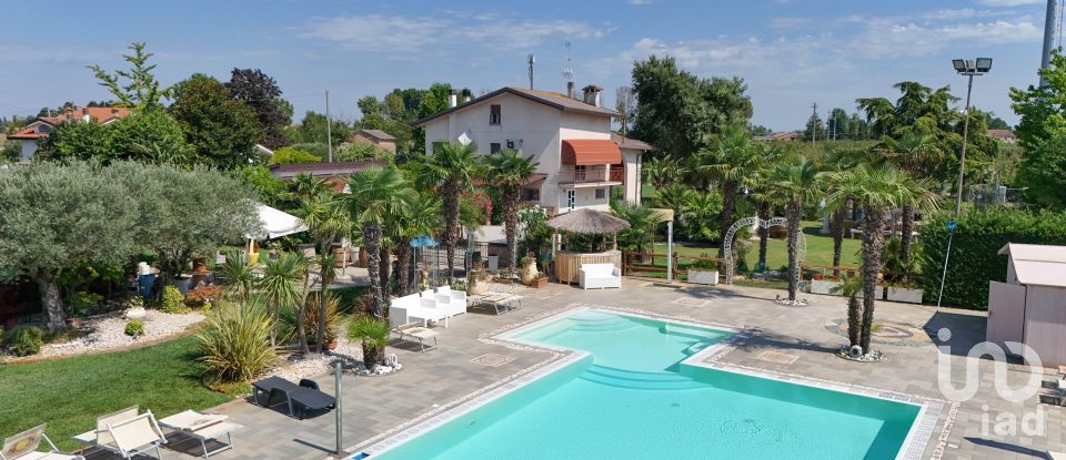 Casa indipendente 6 locali di 296 m² in Ostellato (44020)