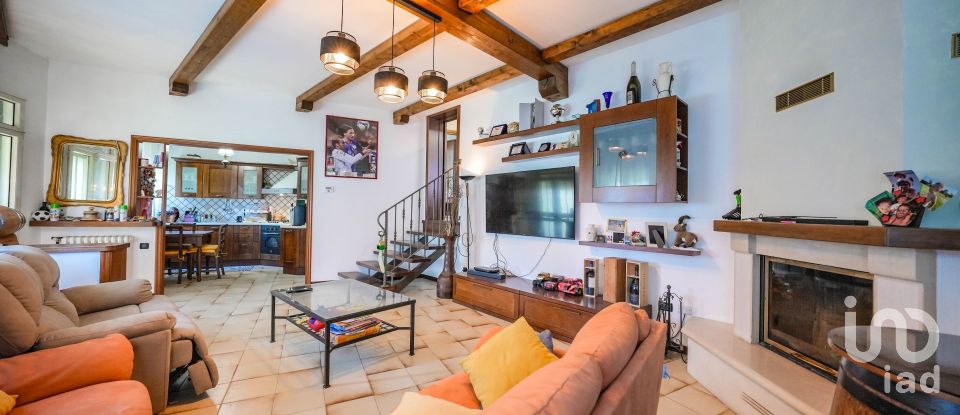 Casa indipendente 6 locali di 296 m² in Ostellato (44020)
