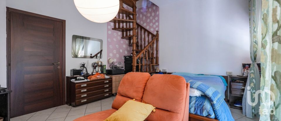 Casa indipendente 6 locali di 296 m² in Ostellato (44020)