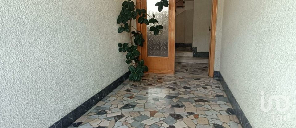 Three-room apartment of 65 m² in Traves (10070)