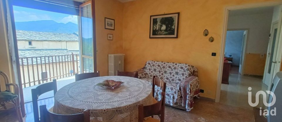 Three-room apartment of 65 m² in Traves (10070)