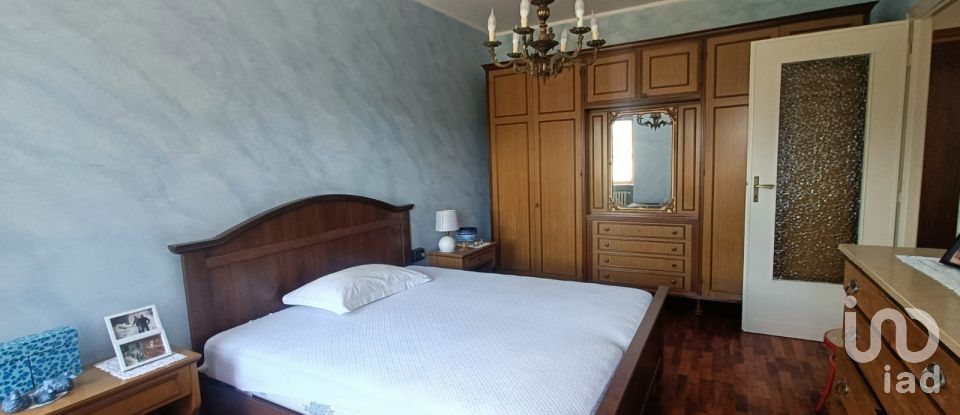 Three-room apartment of 65 m² in Traves (10070)