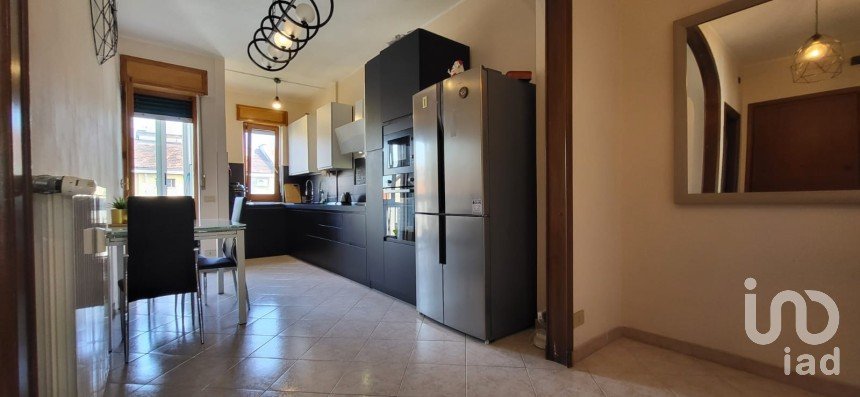 Loft 3 locali di 65 m² a Torino (10153)