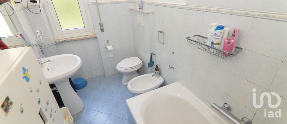 Appartamento 6 locali di 114 m² a Genova (16144)