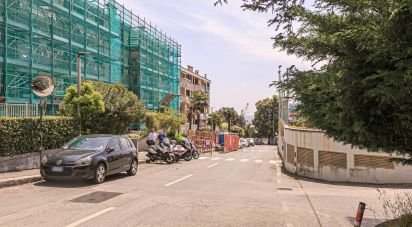 Appartamento 6 locali di 80 m² a Genova (16155)