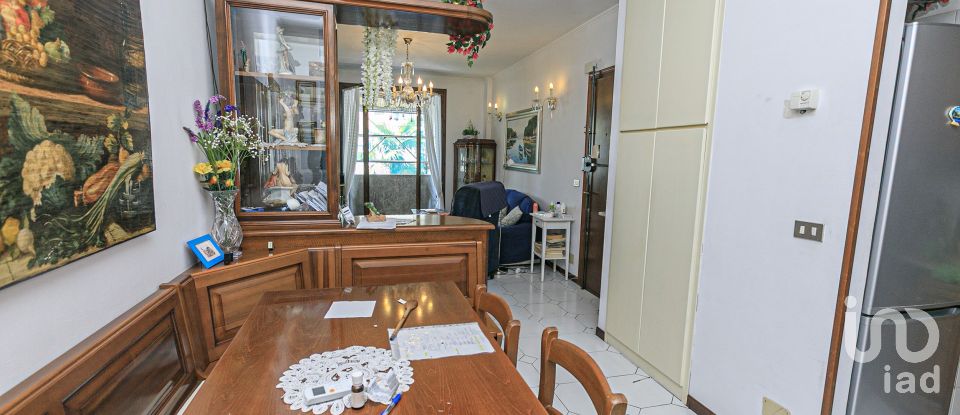 Apartment 6 rooms of 80 m² in Genova (16155)