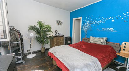 Casa indipendente / Villa 4 locali di 80 m² in Genova (16152)