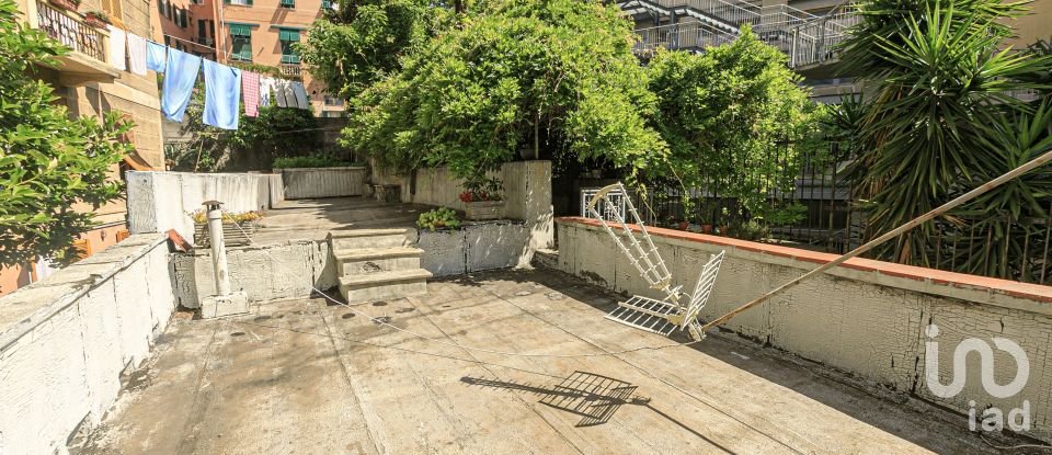 Casa indipendente / Villa 4 locali di 80 m² in Genova (16152)