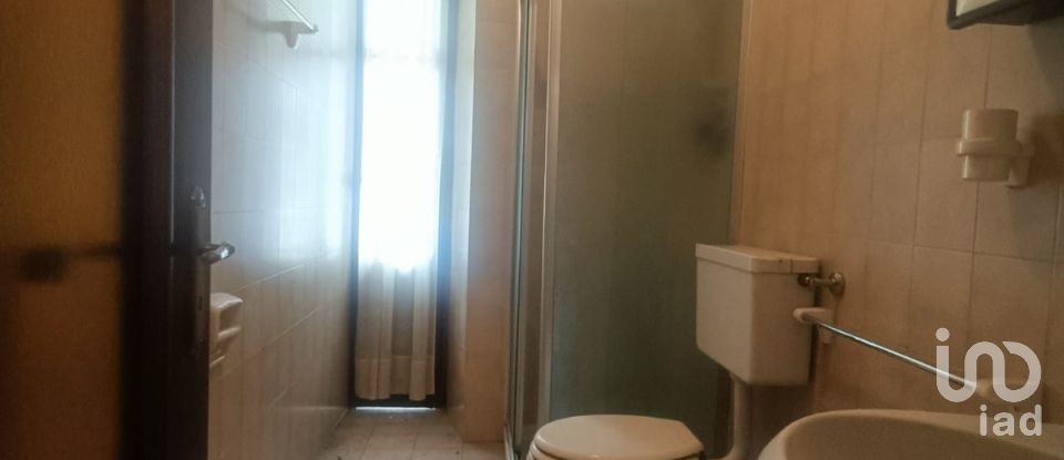 Hotel 3* of 1,120 m² in Lemie (10070)