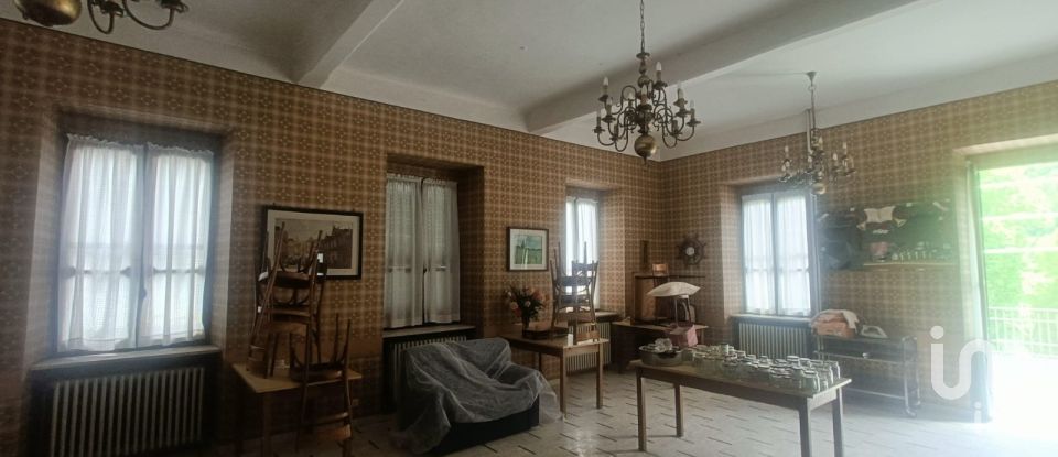 Hotel 3* of 1,120 m² in Lemie (10070)