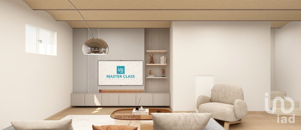 Appartamento 7 locali di 100 m² a Loreto (60025)