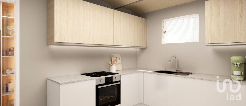 Appartamento 7 locali di 100 m² a Loreto (60025)