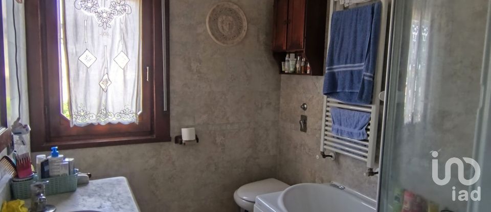 Casale 10 locali di 322 m² in Spino d'Adda (26016)