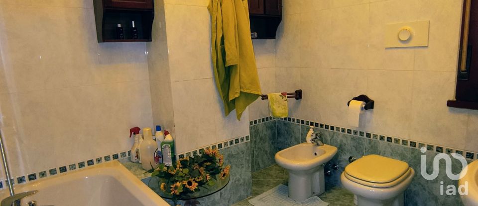 Casale 10 locali di 322 m² in Spino d'Adda (26016)