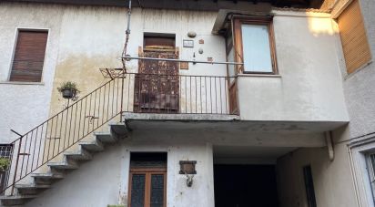 Casa indipendente 6 locali di 193 m² in Mariano Comense (22066)