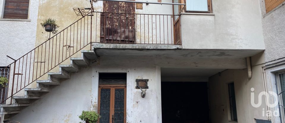 Casa indipendente 6 locali di 193 m² in Mariano Comense (22066)