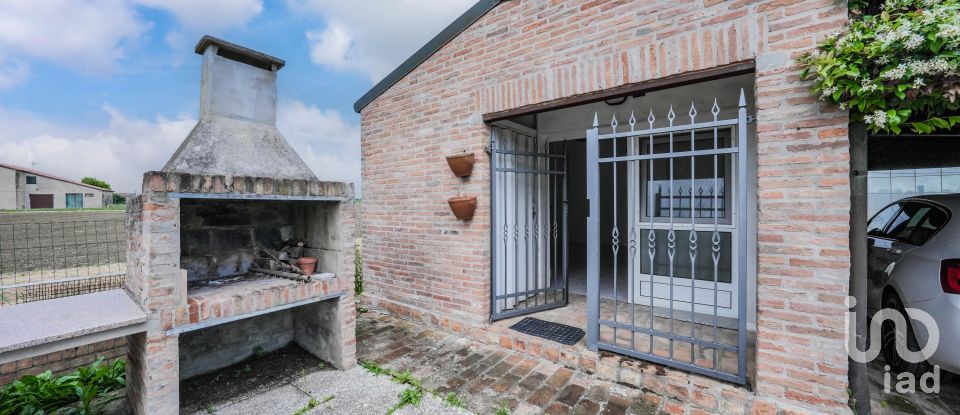 Casa indipendente / Villa 6 locali di 158 m² in Ferrara (44123)