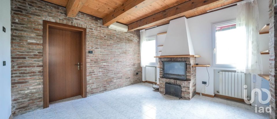 Casa indipendente / Villa 6 locali di 158 m² in Ferrara (44123)