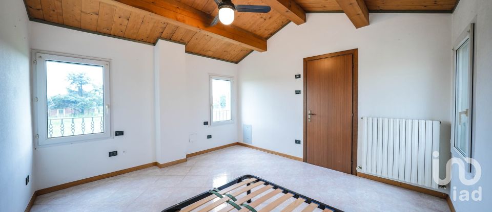 Casa indipendente / Villa 6 locali di 158 m² in Ferrara (44123)