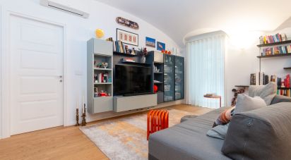 Trilocale di 110 m² a Torino (10121)