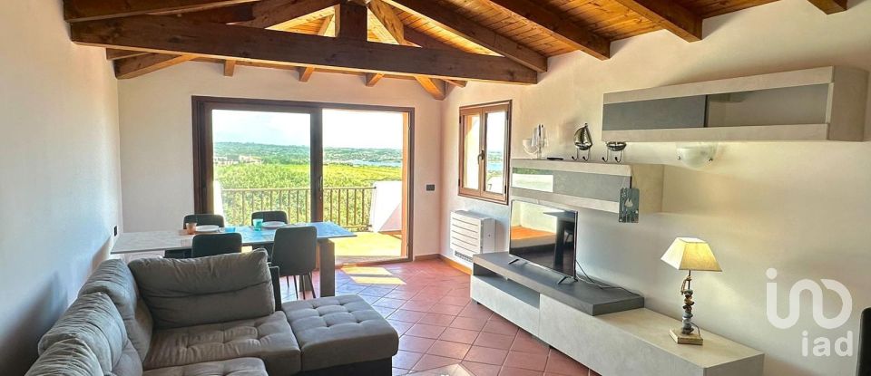 Casa indipendente 3 locali di 150 m² in Stintino (07040)