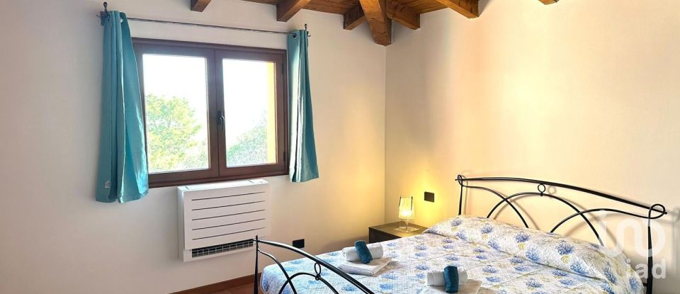 Casa indipendente 3 locali di 150 m² in Stintino (07040)