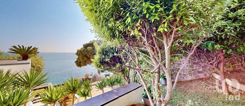 Farm 13 rooms of 350 m² in Arenzano (16011)