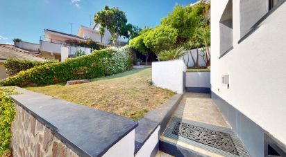 Casale 13 locali di 350 m² in Arenzano (16011)