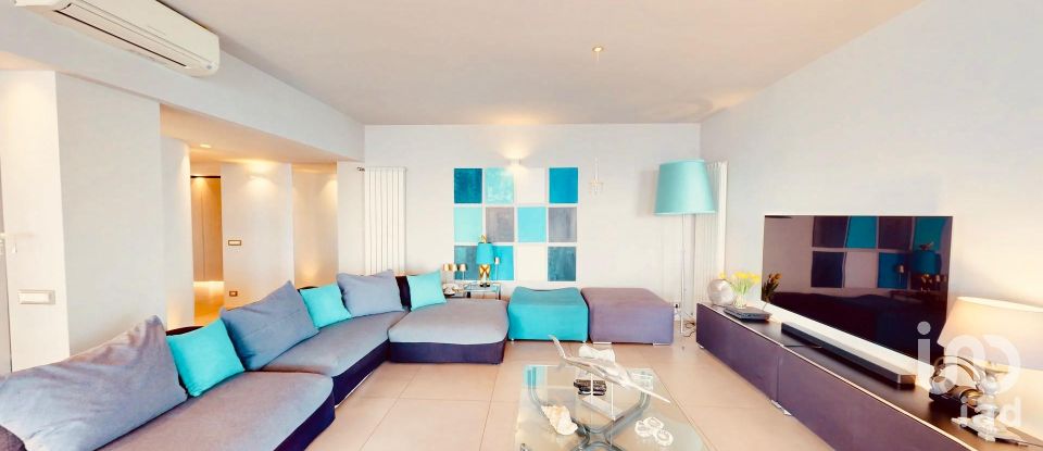 Farm 13 rooms of 350 m² in Arenzano (16011)