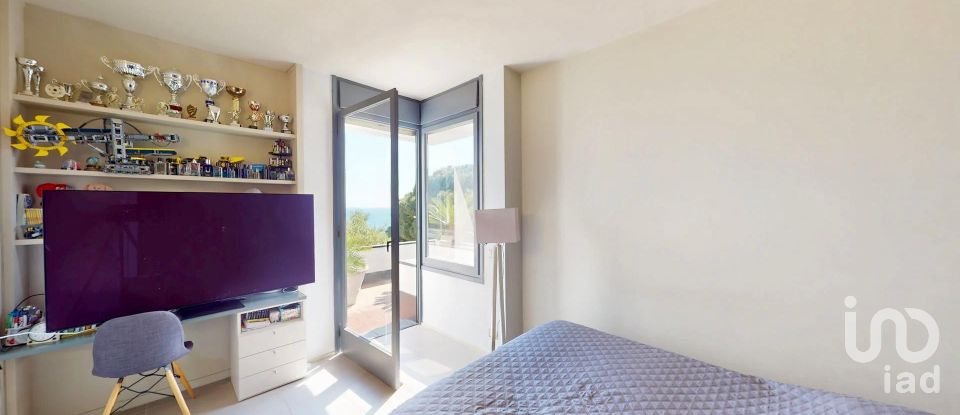 Farm 13 rooms of 350 m² in Arenzano (16011)