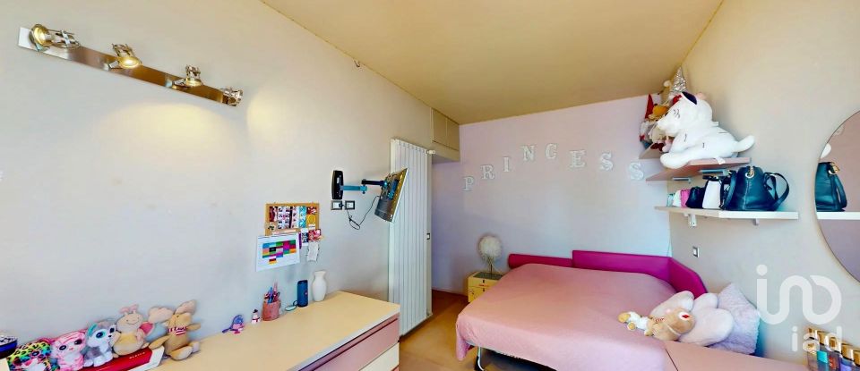 Farm 13 rooms of 350 m² in Arenzano (16011)