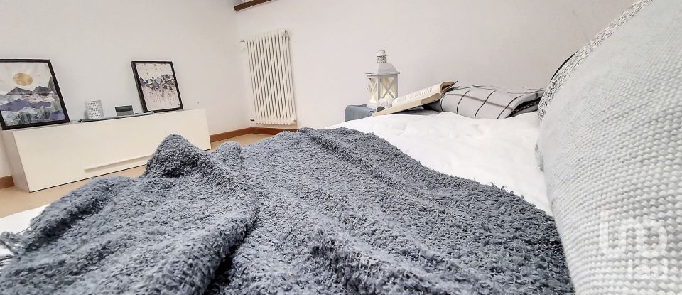 Bilocale di 59 m² a Nus (11020)