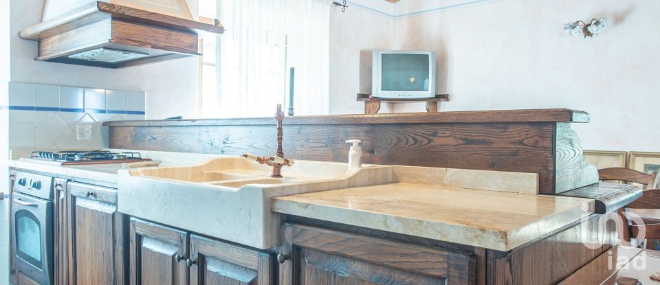 Casa indipendente 7 locali di 132 m² in Semproniano (58055)