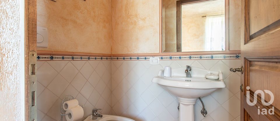 Casa indipendente 7 locali di 132 m² in Semproniano (58055)