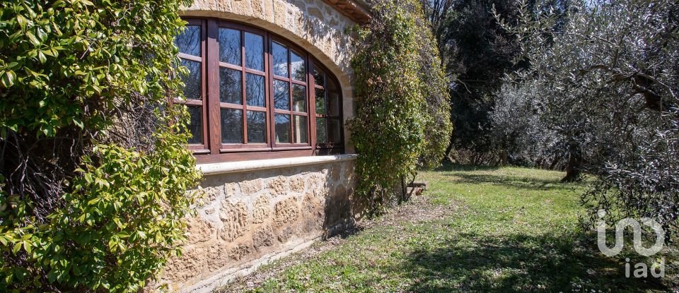 Casa indipendente 7 locali di 132 m² in Semproniano (58055)