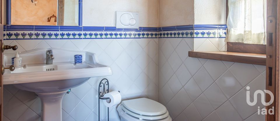 Casa indipendente 7 locali di 132 m² in Semproniano (58055)