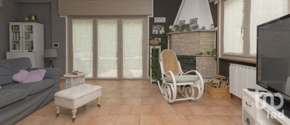 Casa indipendente 6 locali di 126 m² in Ceres (10070)